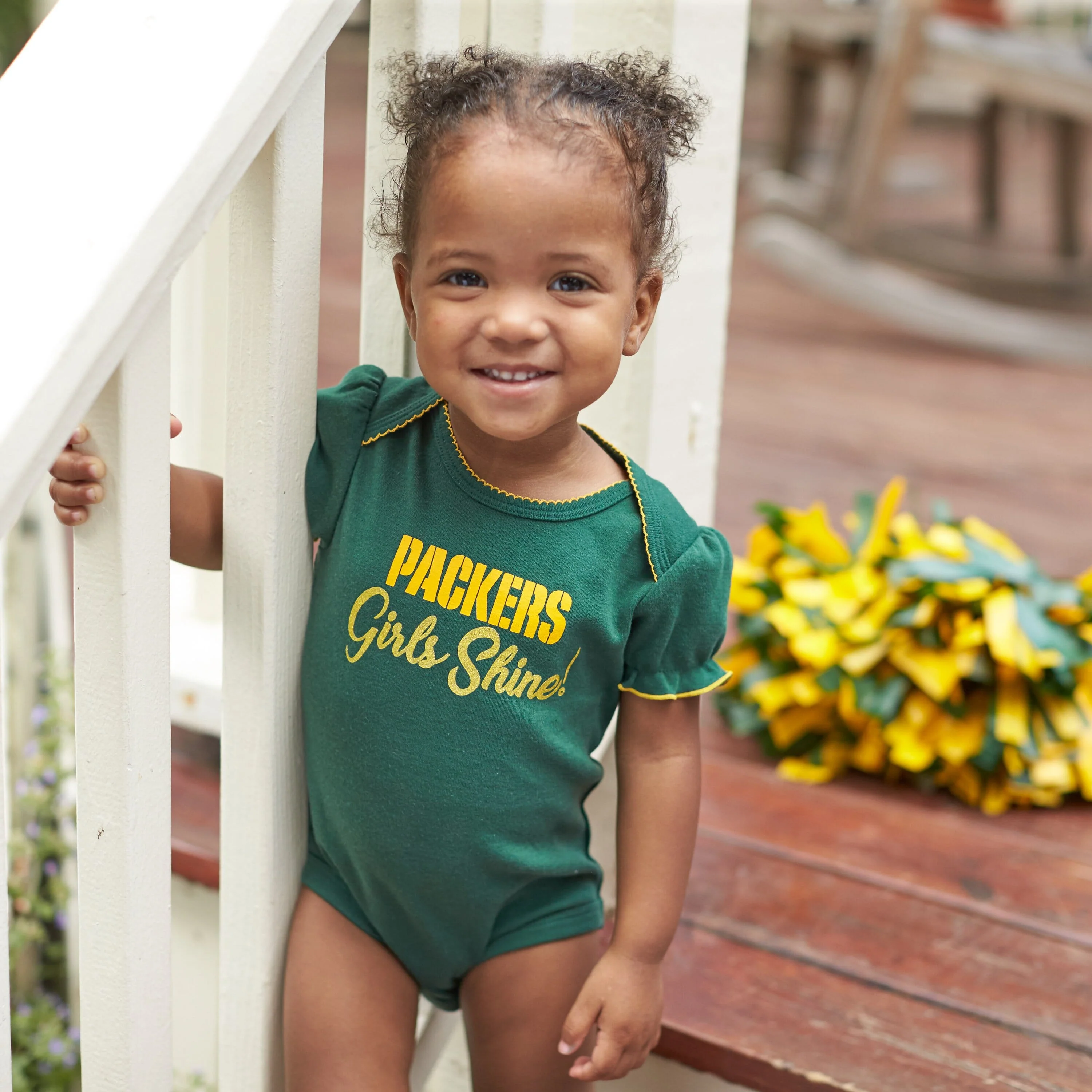 3-Pack Baby Girls Green Bay Packers Short Sleeve Bodysuits - Image 4